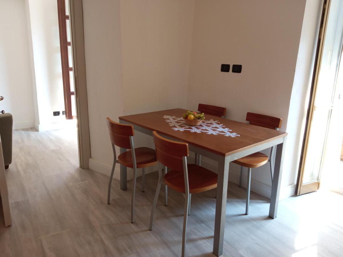 Ferienwohnung Entire Flat, Independent Entrance, 20 Mins To Bgy - Bergamo Milan Airport Nembro Exterior foto