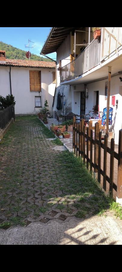 Ferienwohnung Entire Flat, Independent Entrance, 20 Mins To Bgy - Bergamo Milan Airport Nembro Exterior foto